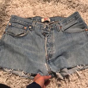 501 Levis shorts